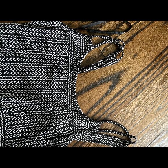 Black and white printed BCBG Maxi knit dress - Picture 2 of 4